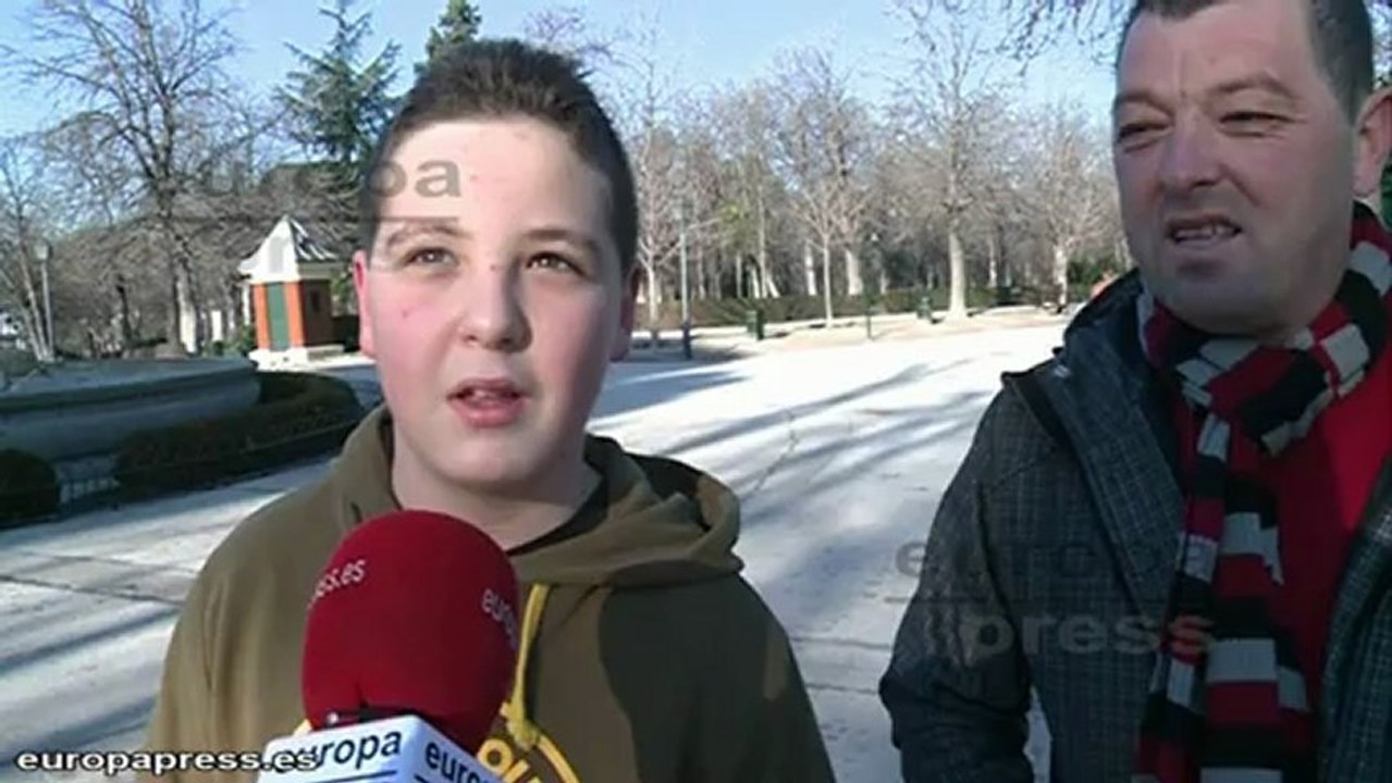 Niños madrileños celebran el día de Reyes en El Retiro