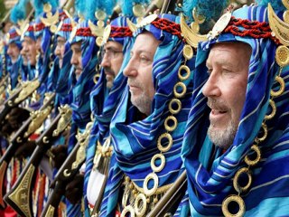 CARNAVAL D'ALICANTE  Moros y Cristianos