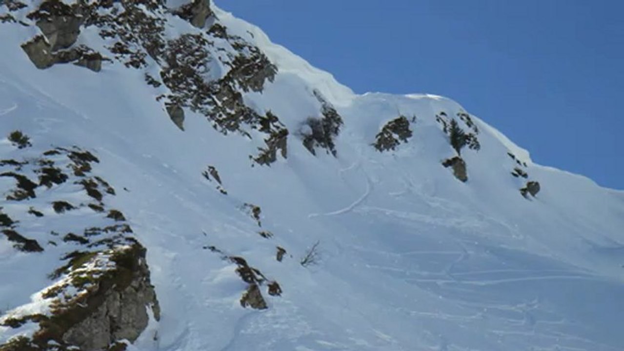 M4H00971