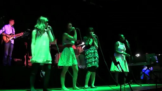 Deville les Rouen - College Jules Verne - Concert 2011- 007.MTS