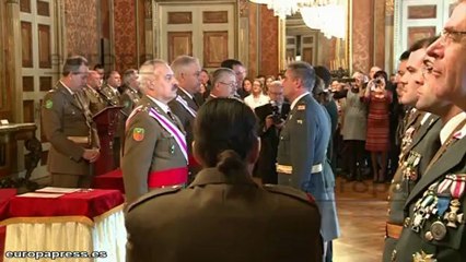 Funcionarios protestan en la Pascua Militar