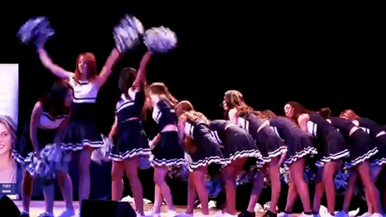 PomPom Girls ESIEE PARIS - Pavillon Baltard 2011