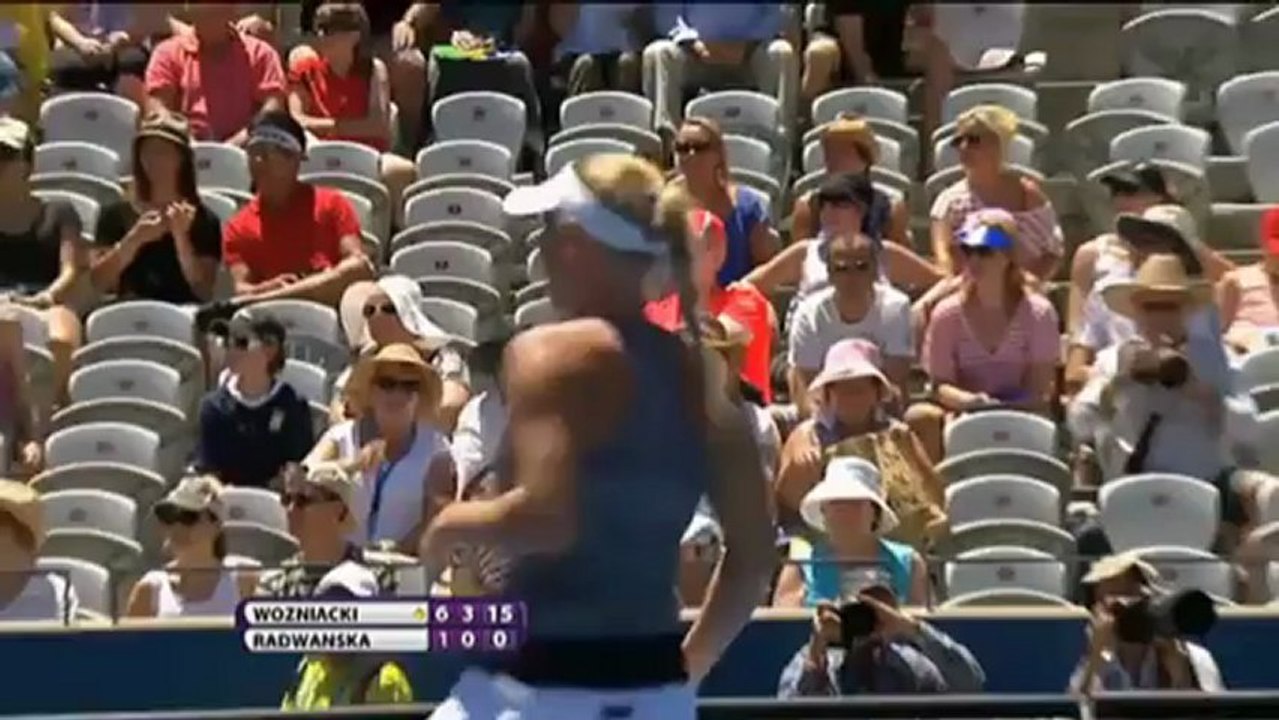 Sydney: Wozniacki lässt Radwanskas Schwester keine Chance