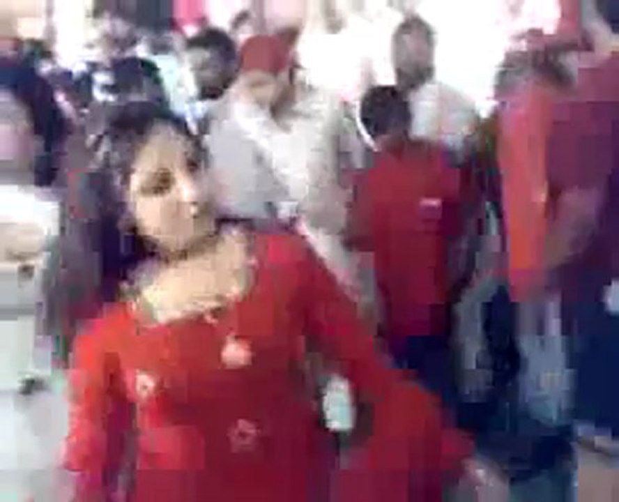 ANP Private Mujra Party @ the Murdan House Karachi !!