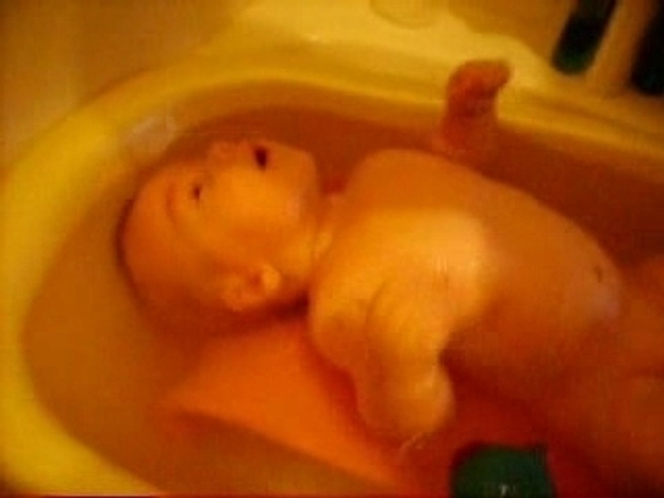 Ilan dans le bain