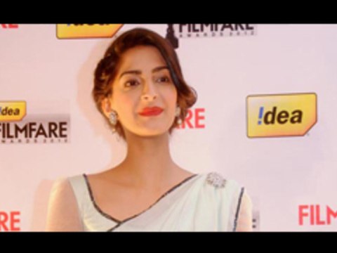'58th Idea Filmfare Awards 2012' Press Conference With Sonam Kapoor !