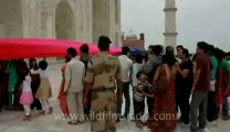 Agra-Taj Mahal-17.flv