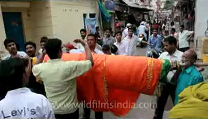 Agra-Taj Mahal-46.flv