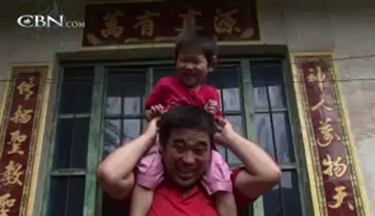 Two Deaf Children and an Impossible Choice - CBN.com