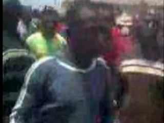 أكل لحوم المسلمين المحروقة بايدي مسيحيو نيجيريا جزء 1