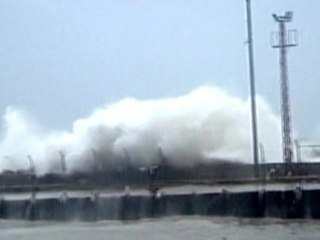 Massive storm hits Lebanon