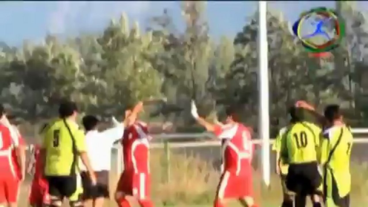 Chile: Ausschreitungen bei Amateurspiel! Referee niedergetreten