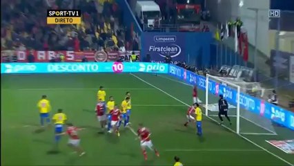 La magnifique aile de pigeon de Nicolas Gaïtan avec Benfica