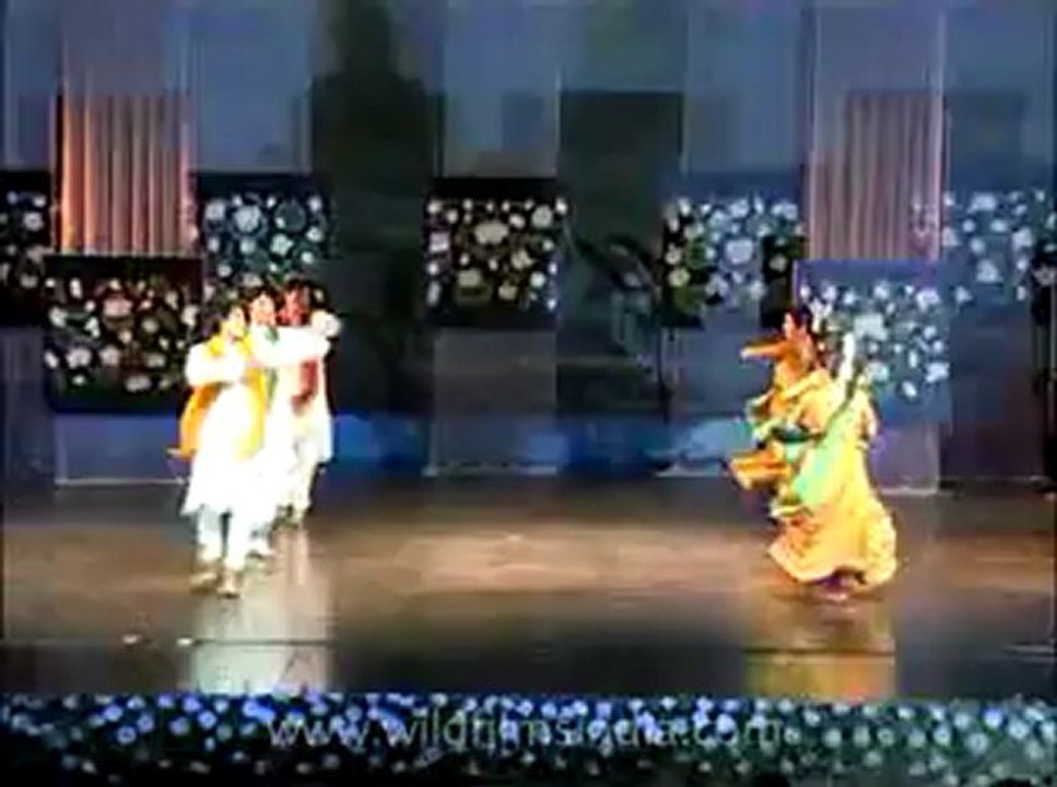 Dance-kathak-4.flv