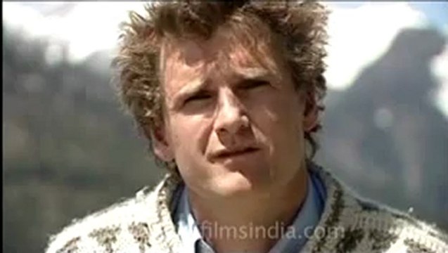 Heli-Skiing Film-6.flv