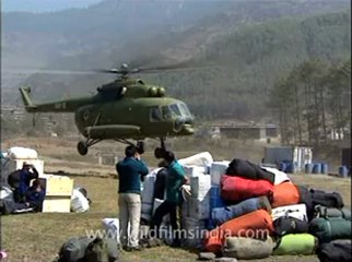 Himalaya-everest-37-helicopter.flv