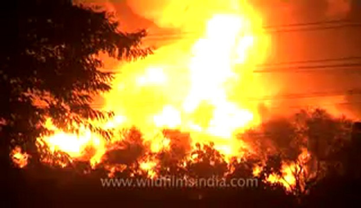 Jaipur Oil Fire-5.flv