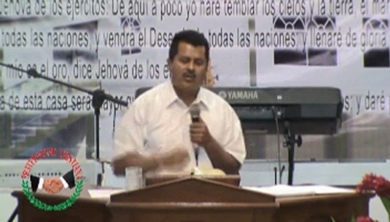 PASTOR: MARCOS MARTINEZ