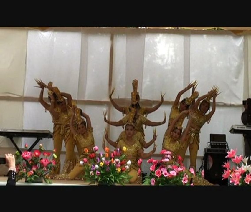 Múa THIÊN THỦ THIÊN NHÃN - BVN Linh Sơn