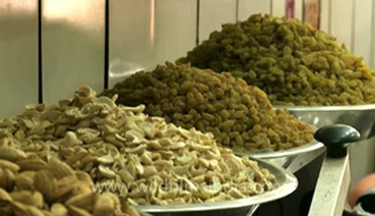 Khari Baoli Market-6.flv