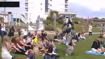 Tutmayın küçük enişteyi!_0 www.Filmizled.Net