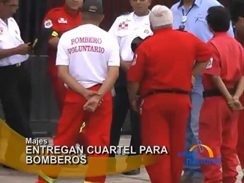 Arequipa Alcalde de Majes entrega local de cuartel de bomberos