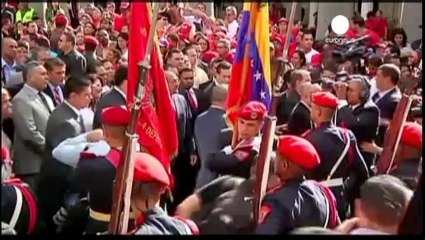 Venezuela'da yemin töreni belirsizliği