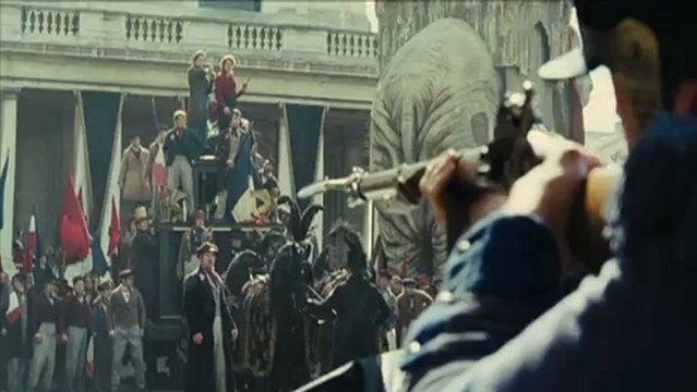 Les Miserables - Exclusive Interview With Amanda Seyfried, Eddie Redmayne And Samantha Barks