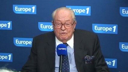 Le Pen : "Sans confiance, Hollande devra mettre un terme à son mandat"