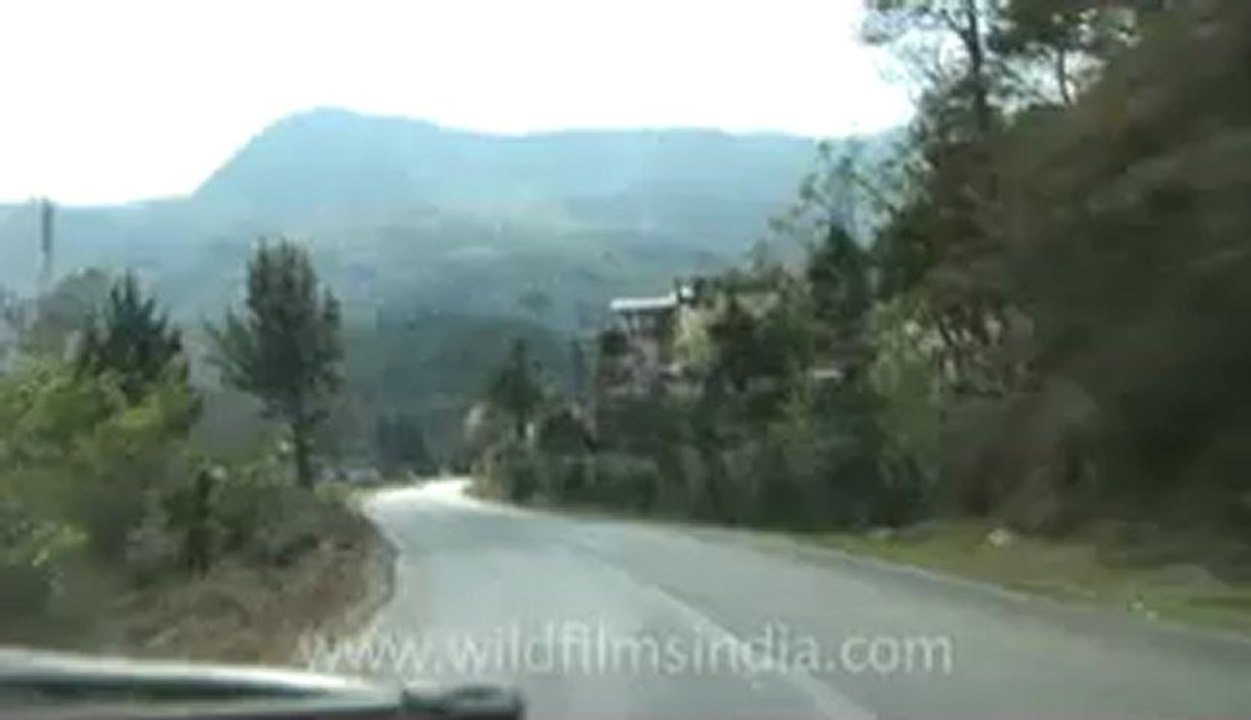 driving through jakhama-2.flv