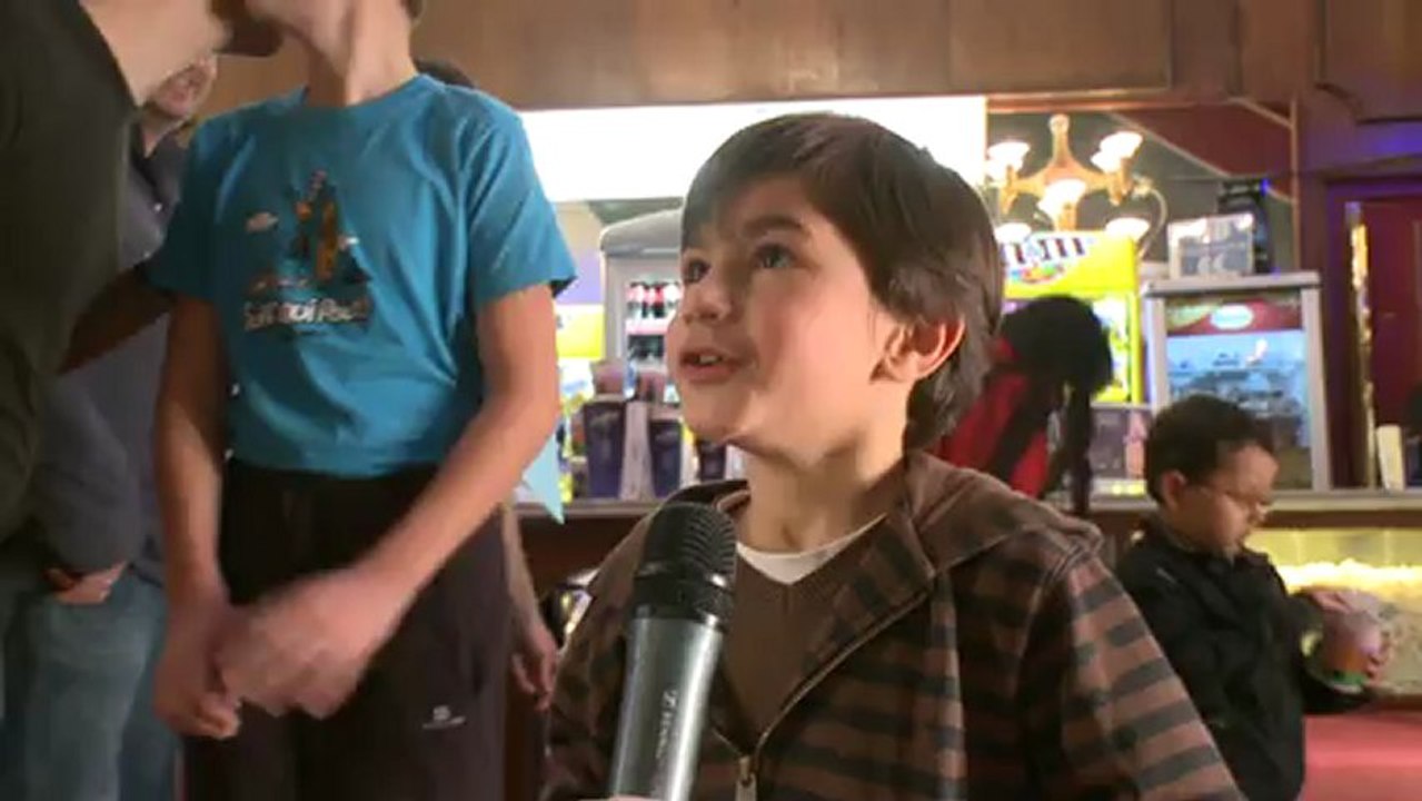 Le Monde de Nemo 3D - Featurette "Micro trottoir - Avant premiere Jules Verne" [VF|HD] [NoPopCorn]