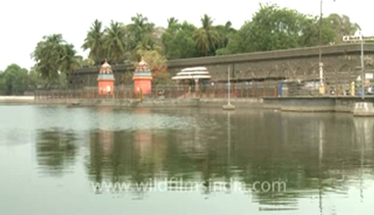 temple in pune-21.flv