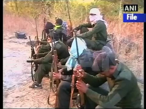 Cops pay tribute to policeman killed in Maoist attack in C'garh.mp4