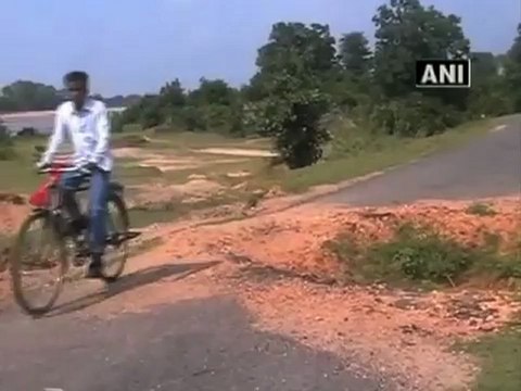 Destructions of road, bridge by Naxals leave locals in the lurch.mp4