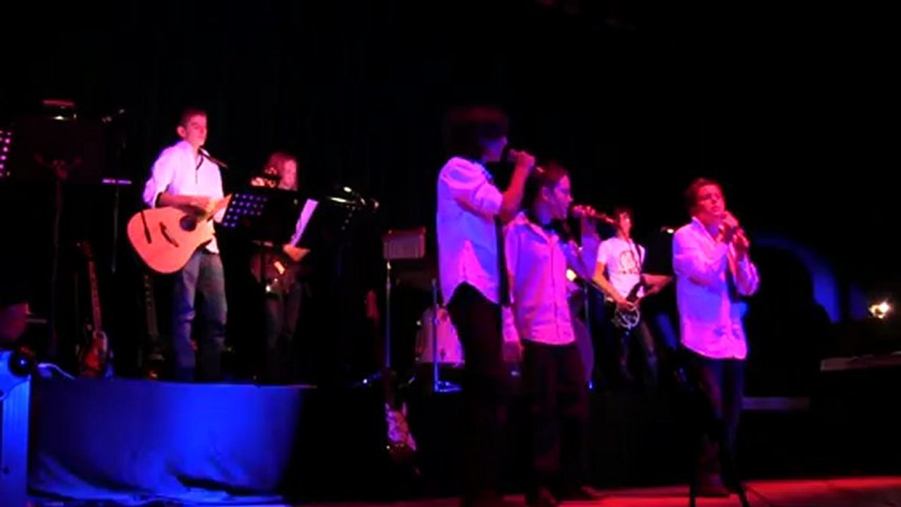 Deville les Rouen - College Jules Verne - Concert 2011- 019.MTS