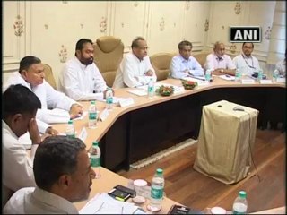 Gehlot holds video conference for good governance.mp4