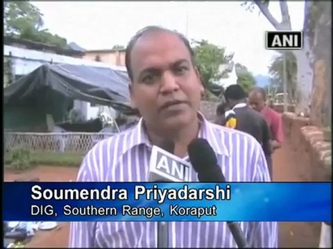 Maoists exchange fire with security forces in Koraput.mp4