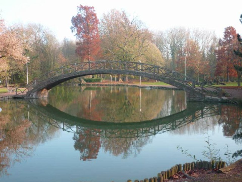 INRI,PAX; AVE Jésus-Marie De Salvatore Cali (Gloria Christus 2012 Music Chrétienne)