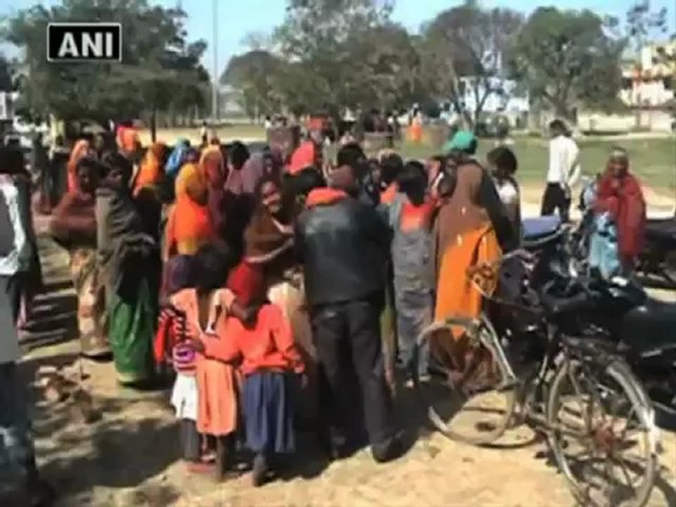 Maoists gun down two villagers in Bihar.mp4
