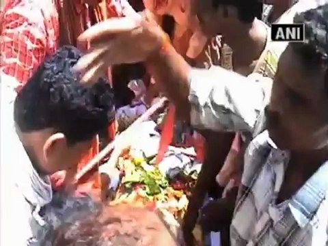 MLA Jagabandhu Majhi, shot dead by Maoists, cremated.mp4