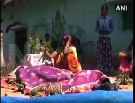 Maoists kill a BJP leader in Jharkhand.mp4