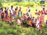 Naxals force tribals out of their villages in Chatra district.mp4
