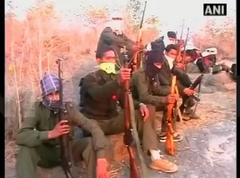 Police arrest sub zonal commander of Maoist in Jharkhand.mp4