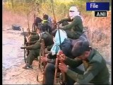 Police personnel hurt in cross firing with Maoists in Ch'garh.mp4
