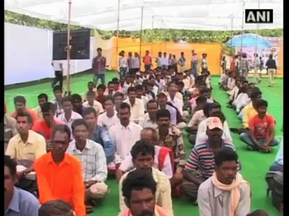 Tribals should support Govt in fighting Maoism- Ramesh.mp4