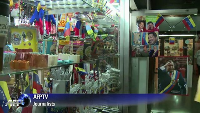 Chavez souvenir shops keep ailing 'Comandante' close