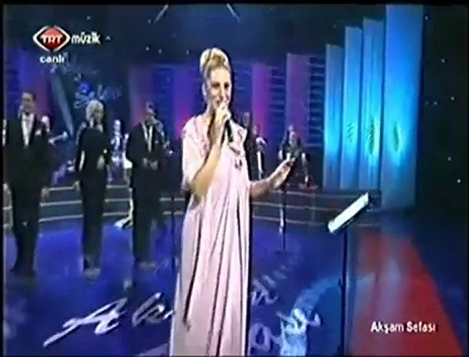 Melda Kuyucu Kılıç - Kalbimde Gizli Bir Sevgili Arar (09.01.2013)