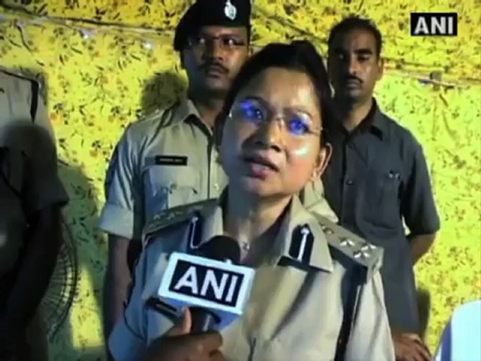 Police nab six Maoists, seize ammunition in Andhra.mp4