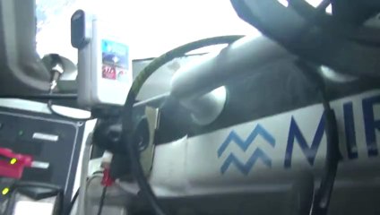 Dominique Wavre avec les dieux des océans