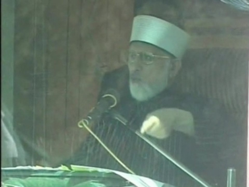 Thousands gather in Islamabad